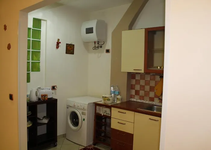 Il Conte Di Cavour * Syracuse